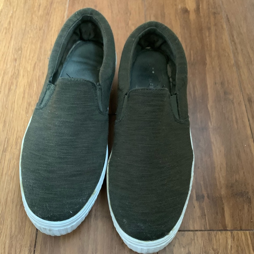 Fabletics Slip on Sneakers
